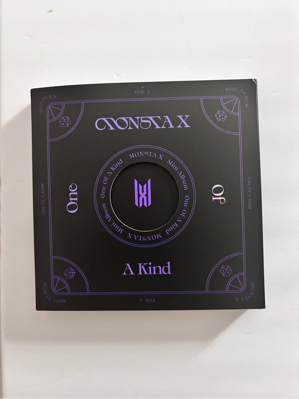 Amazon MONSTA X 'On Of A Kind' Mini Album - Black & Purple